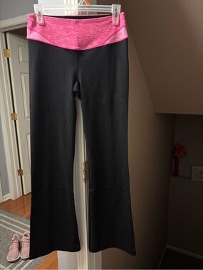 Victoria’s Secret VSX Yoga Pants